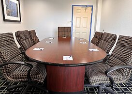 Travelodge by Wyndham Fort Wayne North