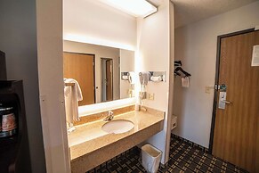 Quality Inn & Suites Watertown near Prairie Lakes Ice Arena