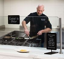 Embassy Suites by Hilton Austin Central