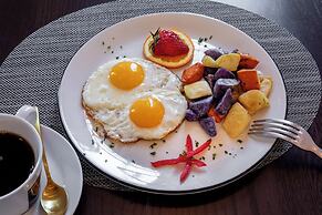 The William Fell Baltimore, Tapestry Collection by Hilton