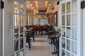 The William Fell Baltimore, Tapestry Collection by Hilton