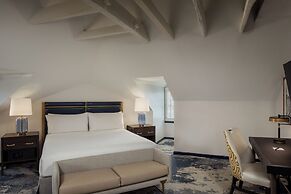 The William Fell Baltimore, Tapestry Collection by Hilton