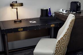 The William Fell Baltimore, Tapestry Collection by Hilton