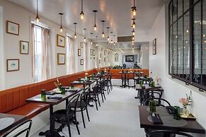 The William Fell Baltimore, Tapestry Collection by Hilton