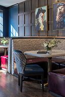 The William Fell Baltimore, Tapestry Collection by Hilton