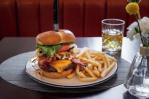 The William Fell Baltimore, Tapestry Collection by Hilton