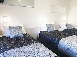 Comfort Inn May Park