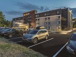 La Quinta Inn & Suites by Wyndham Salem NH