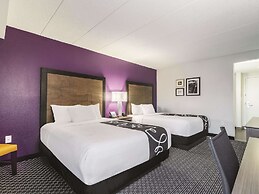 La Quinta Inn & Suites by Wyndham Salem NH