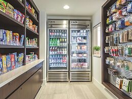 La Quinta Inn & Suites by Wyndham Salem NH