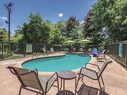 La Quinta Inn & Suites by Wyndham Salem NH