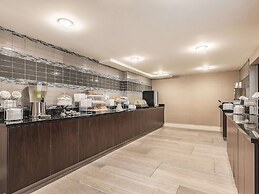 La Quinta Inn & Suites by Wyndham Salem NH