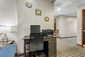 Quality Inn Brookings - University