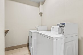 Quality Inn Brookings - University