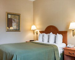 Quality Inn Brookings - University
