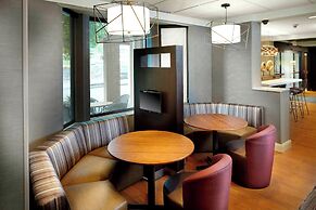 Courtyard by Marriott State College