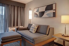 Courtyard by Marriott State College