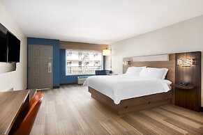 Holiday Inn Express Simi Valley by IHG