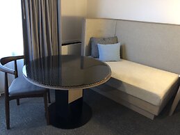 DoubleTree by Hilton St. John's Harbourview