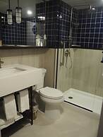 DoubleTree by Hilton St. John's Harbourview