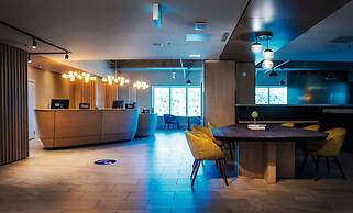 DoubleTree by Hilton St. John's Harbourview