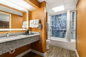 Quality Inn & Suites Corinth West