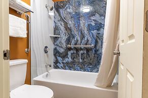 Quality Inn & Suites Corinth West