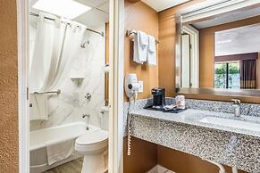 Quality Inn & Suites Corinth West