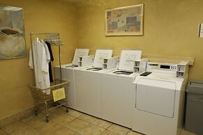 Ramada by Wyndham Viscount Suites Tucson East