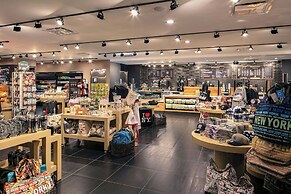 New York Marriott Marquis