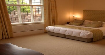 Best Western Plough & Harrow Hotel