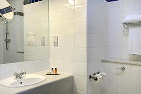 Best Western Plough & Harrow Hotel