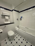 Best Western Plough & Harrow Hotel
