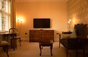 Best Western Plough & Harrow Hotel