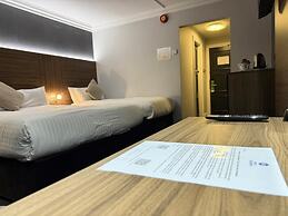 Best Western Plough & Harrow Hotel