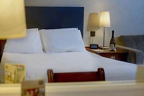 Best Western Plough & Harrow Hotel