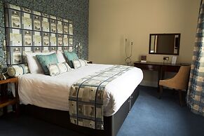 Best Western Plough & Harrow Hotel