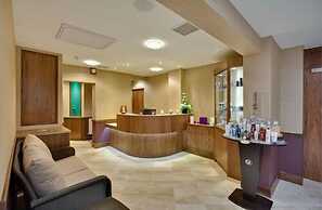 Lea Marston Hotel