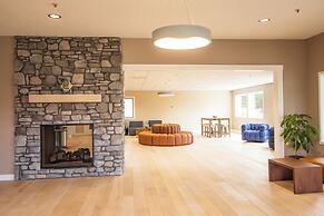 The Tillamook Inn