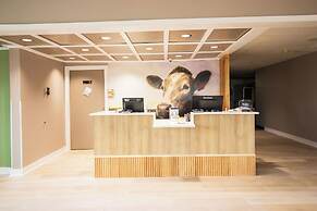 The Tillamook Inn