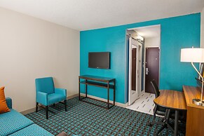 Fairfield Inn & Suites by Marriott Charlotte Uptown