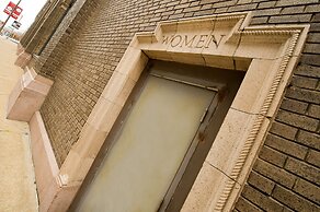 Pear Tree Inn St. Louis Convention Center