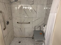 Ramada by Wyndham Anchorage