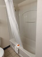 Ramada by Wyndham Anchorage