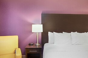 La Quinta Inn by Wyndham Miami Airport North