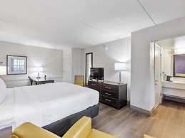 La Quinta Inn by Wyndham Miami Airport North