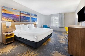 Days Inn by Wyndham Roanoke Near I-81