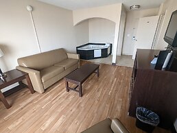 Red Roof Inn PLUS+ Wichita East