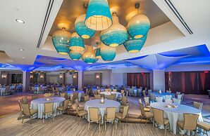 Naples Grande Beach Resort