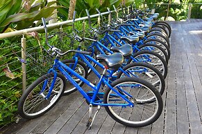 Naples Grande Beach Resort